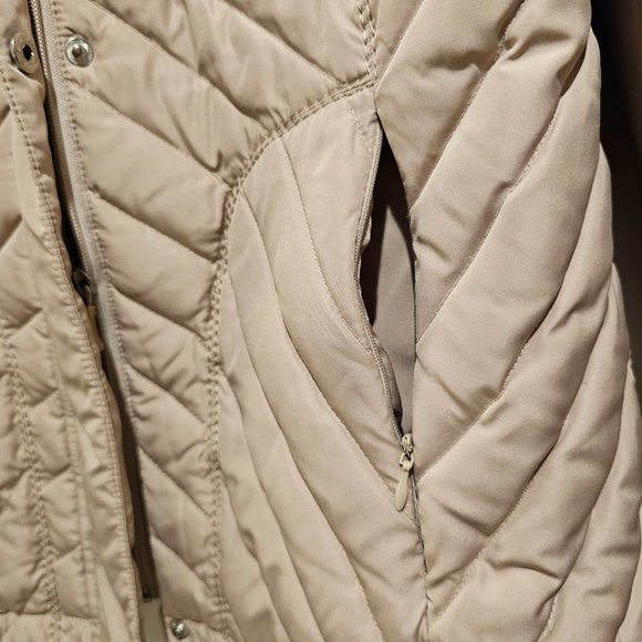 Kenneth Cole Reaction Down Jacket - Picture 2 of 11